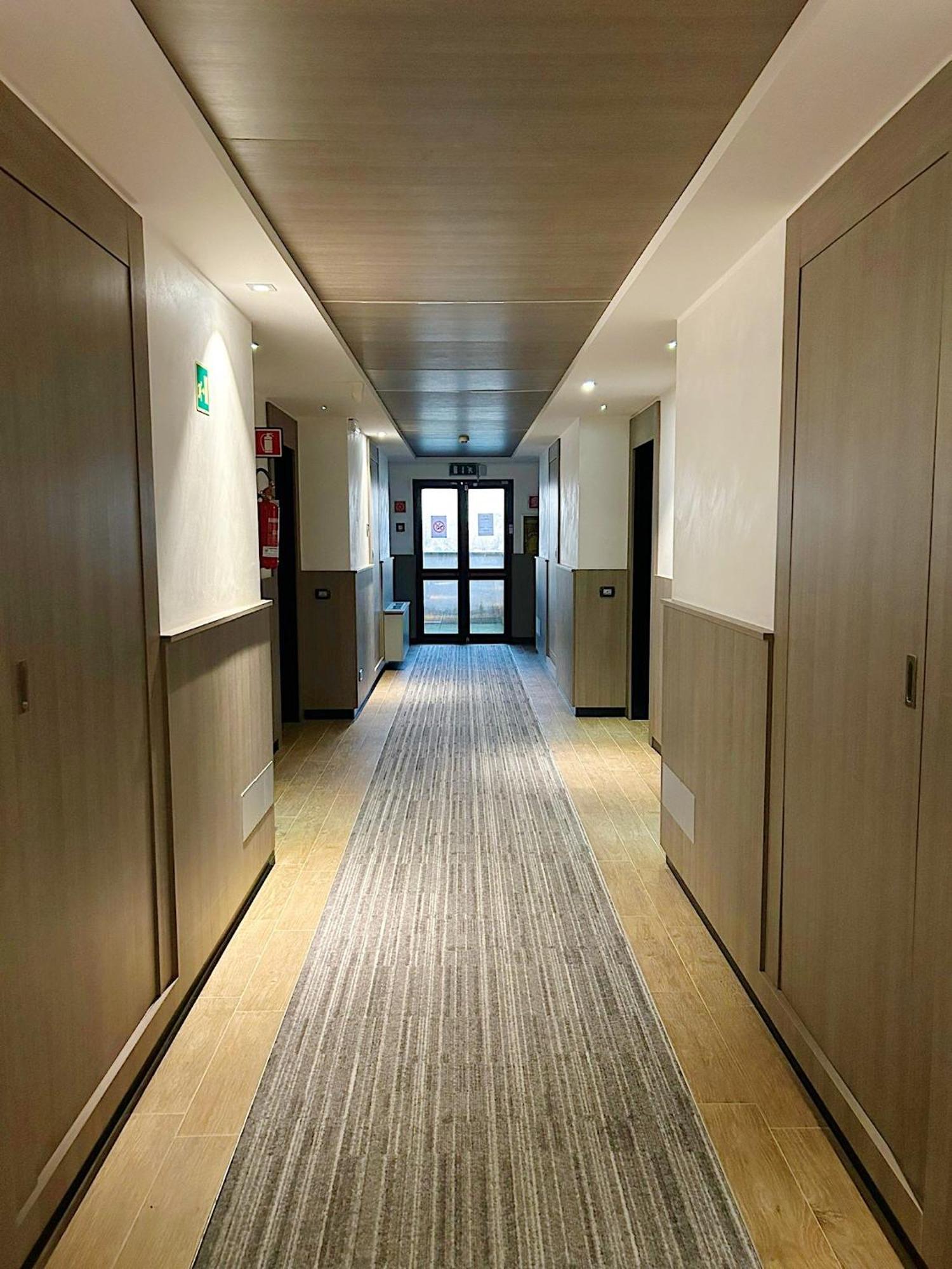 Ih Hotels Milano Blu Visconti Trezzano sul Naviglio Dış mekan fotoğraf