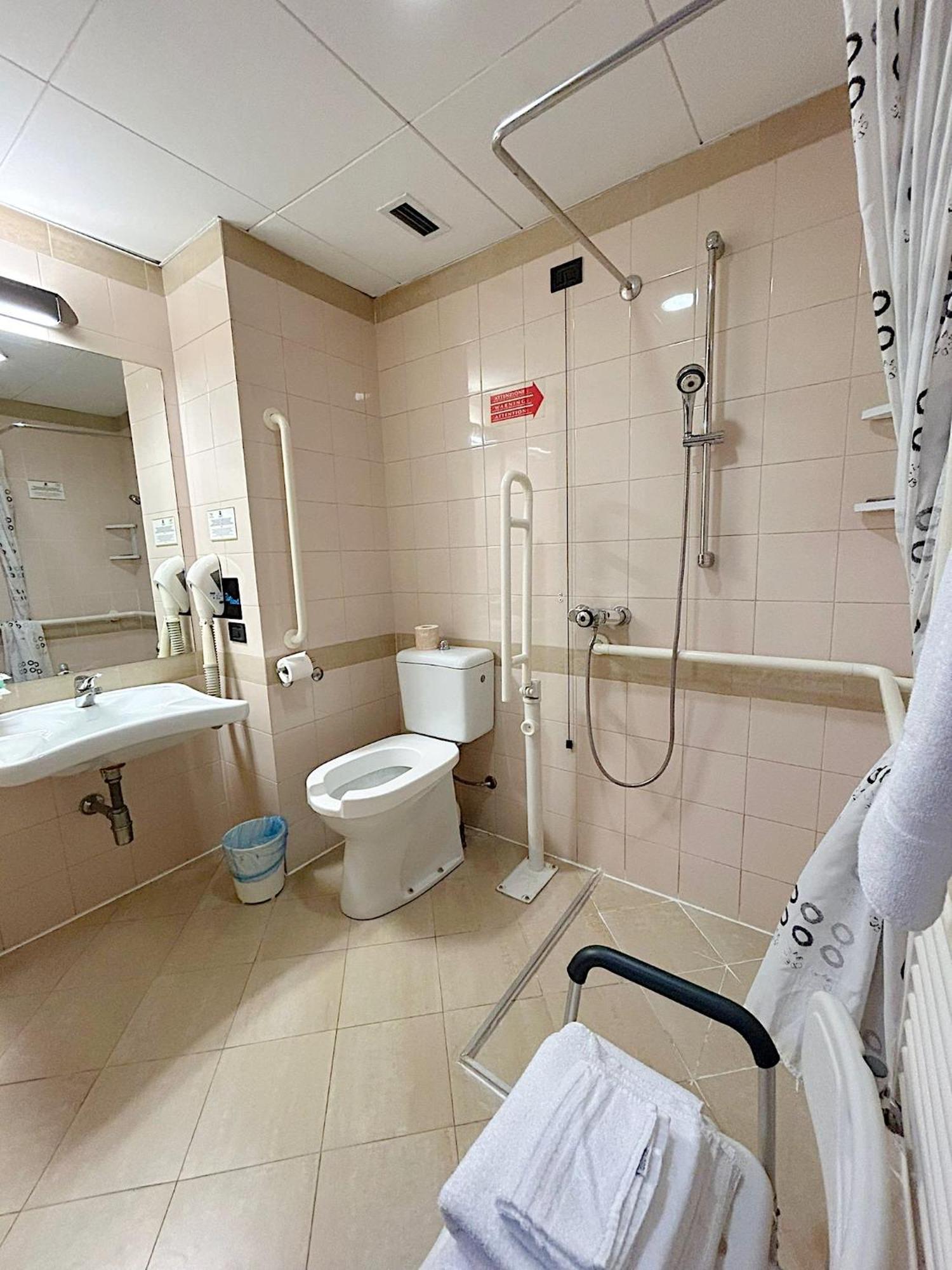 Ih Hotels Milano Blu Visconti Trezzano sul Naviglio Dış mekan fotoğraf